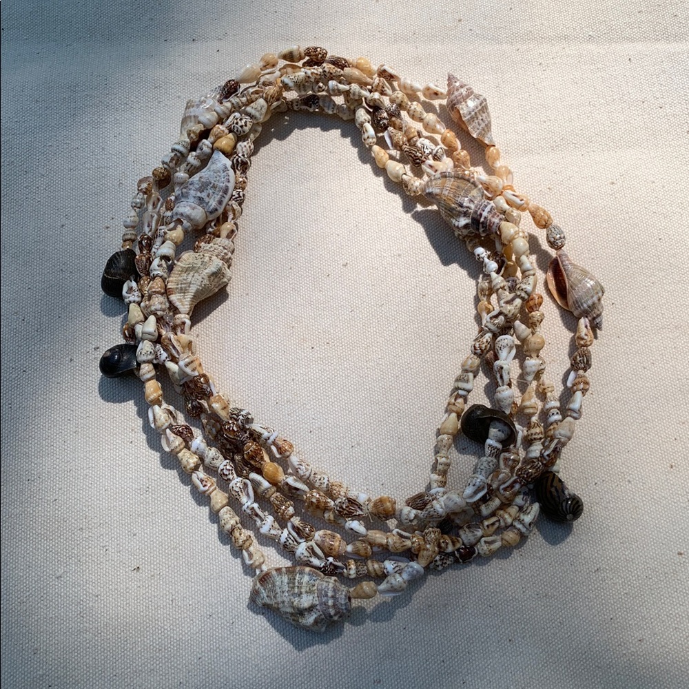 Set of 3 vintage souvenir shell necklaces